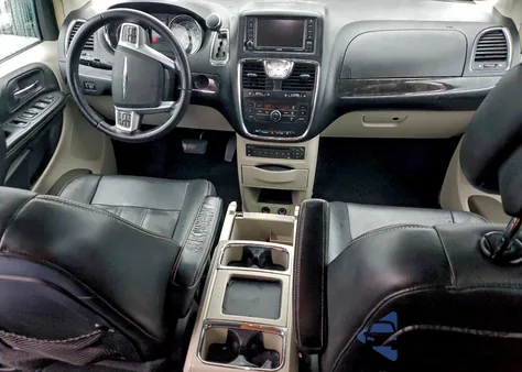 2012 Chrysler Town & Country Touring L z USA, uszkodzony, nr VIN 2C4RC1CG0CR150567